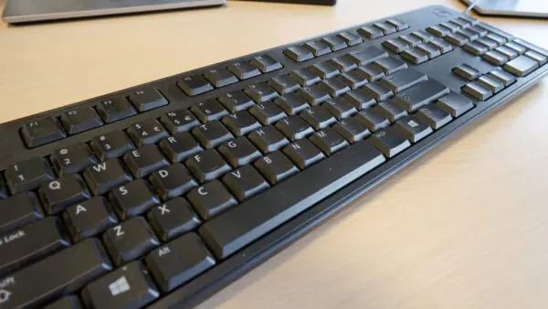 Toestenbord op een werkplek